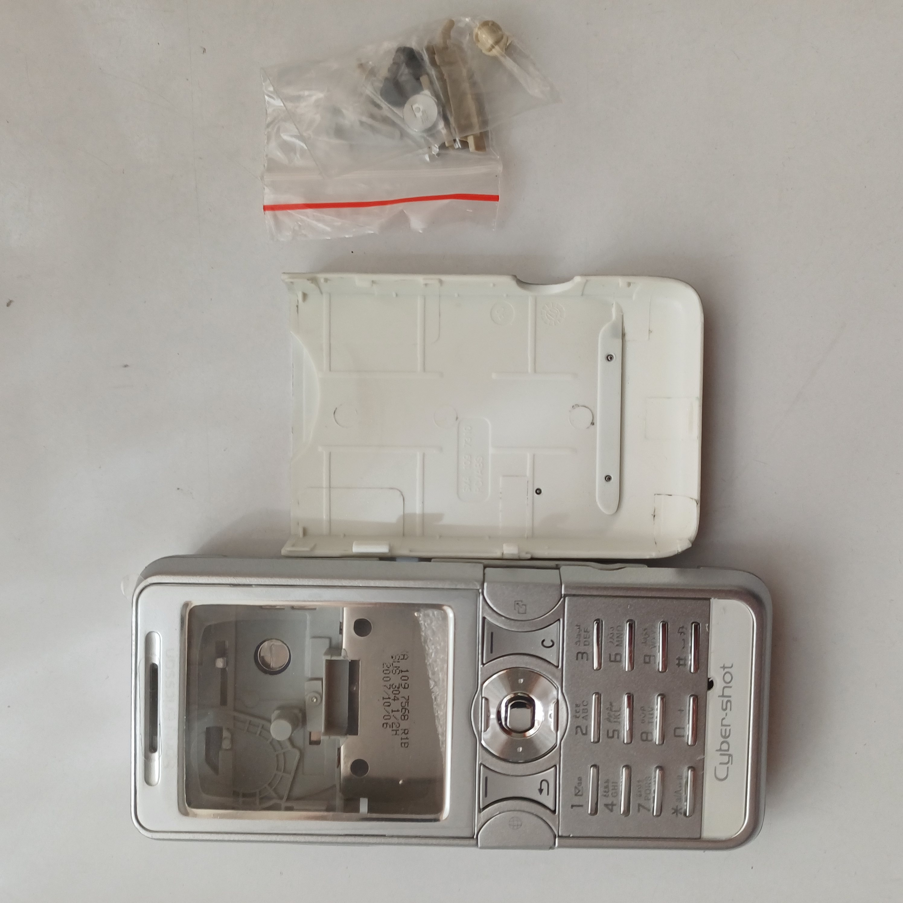 قاب و شاسی k550 سونی اریکسون